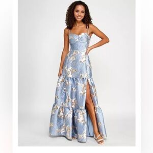 Juniors Violet Weekend Tiered Floral Sweetheart Gown